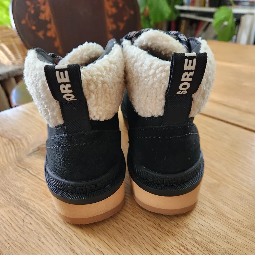 Sorel Womens Hi-Line Hiker Cozy Boot Size 7.5 Black Faux‎ Shearling